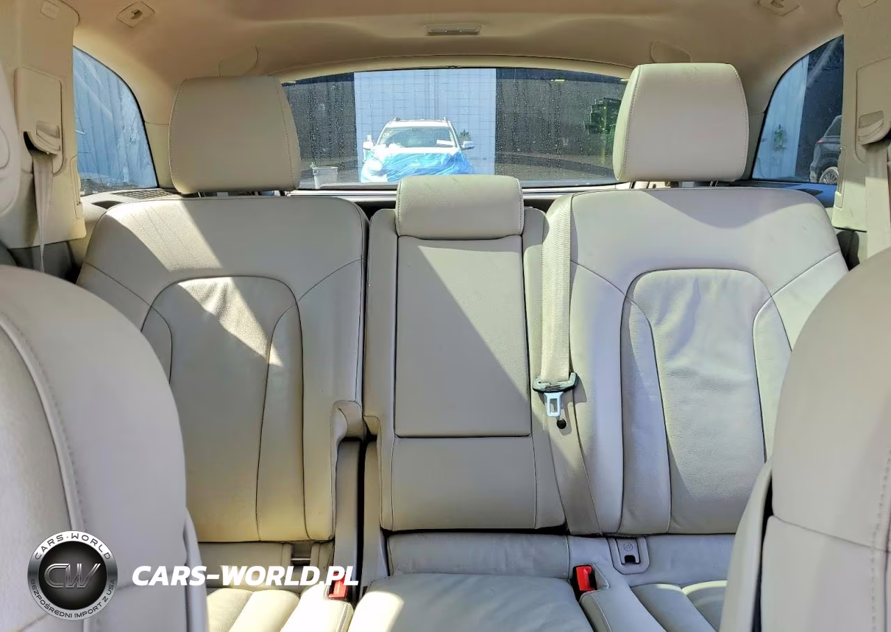 2014 Audi Q7 Premium Plus VIN:WA1LGAFEXED003368 - 10