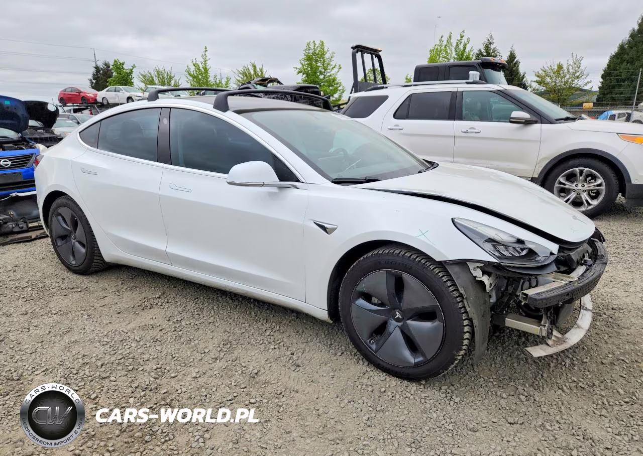 2018 Tesla Model 3 VIN:5YJ3E1EA6JF035196 - 4