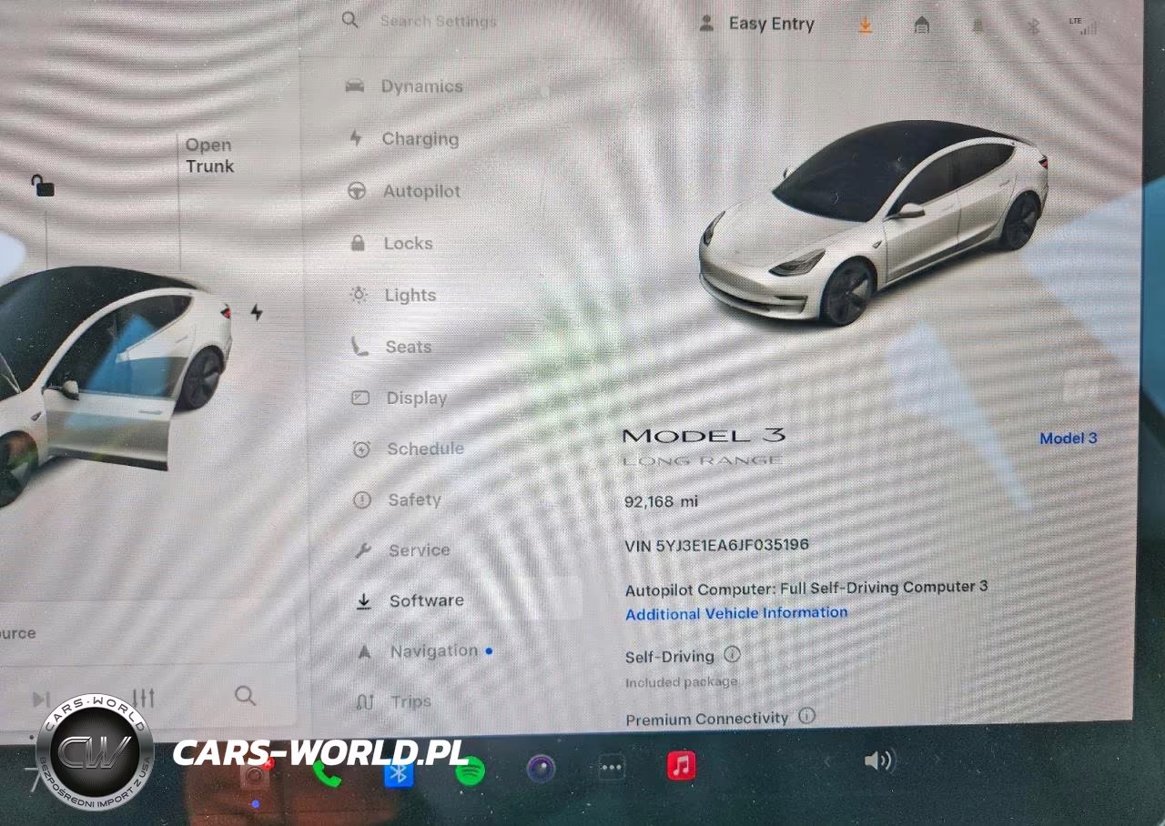 2018 Tesla Model 3 VIN:5YJ3E1EA6JF035196 - 9