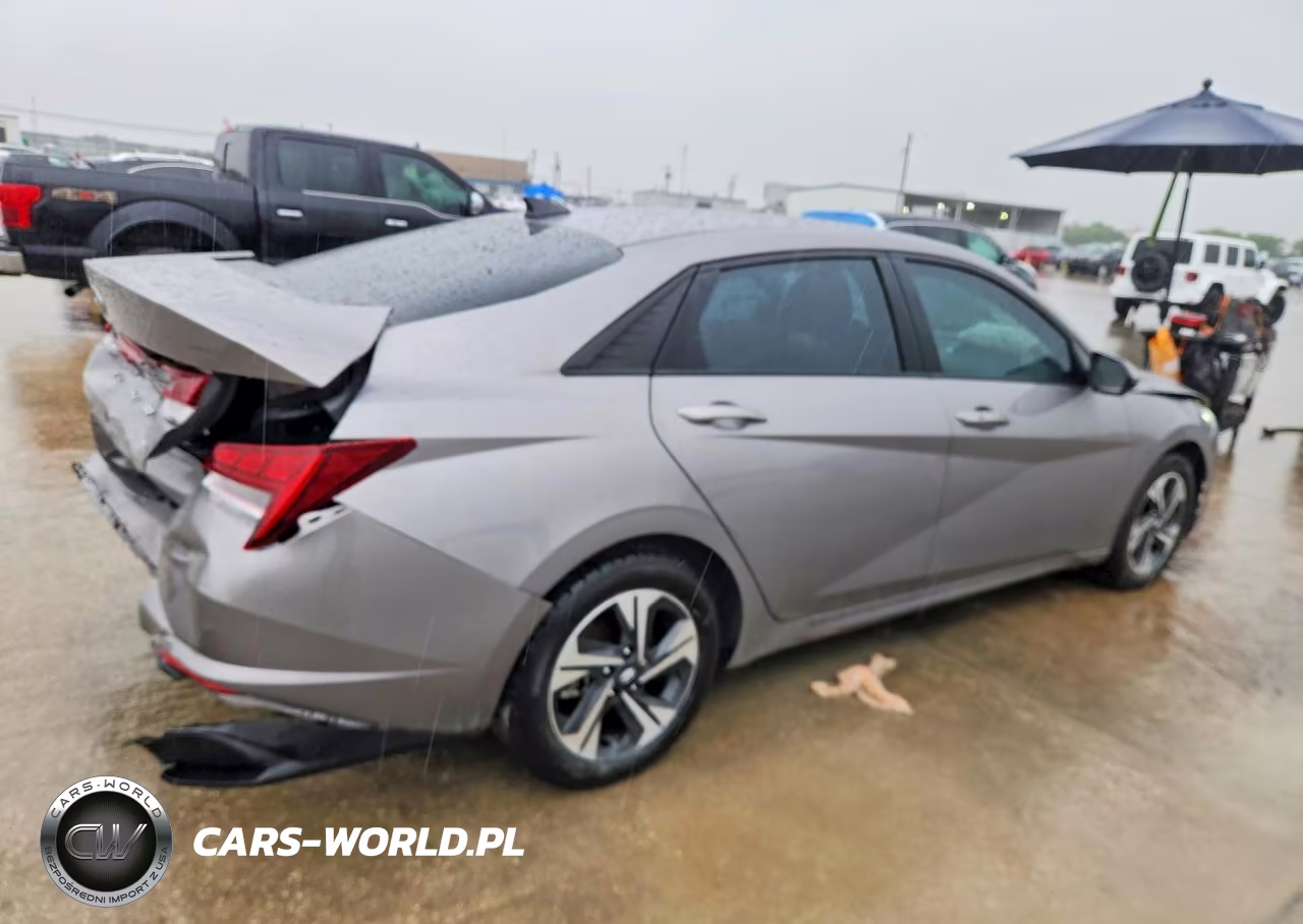 2022 Hyundai Elantra Blue VIN:KMHLM4AJ6NU028803 - 3