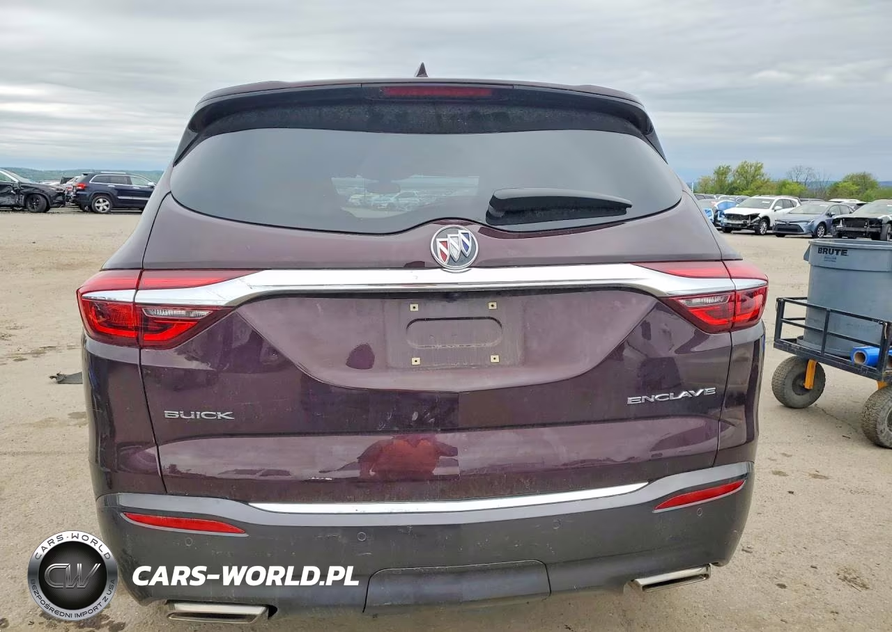 2018 Buick Enclave Essence VIN:5GAERBKW9JJ275520 - 6