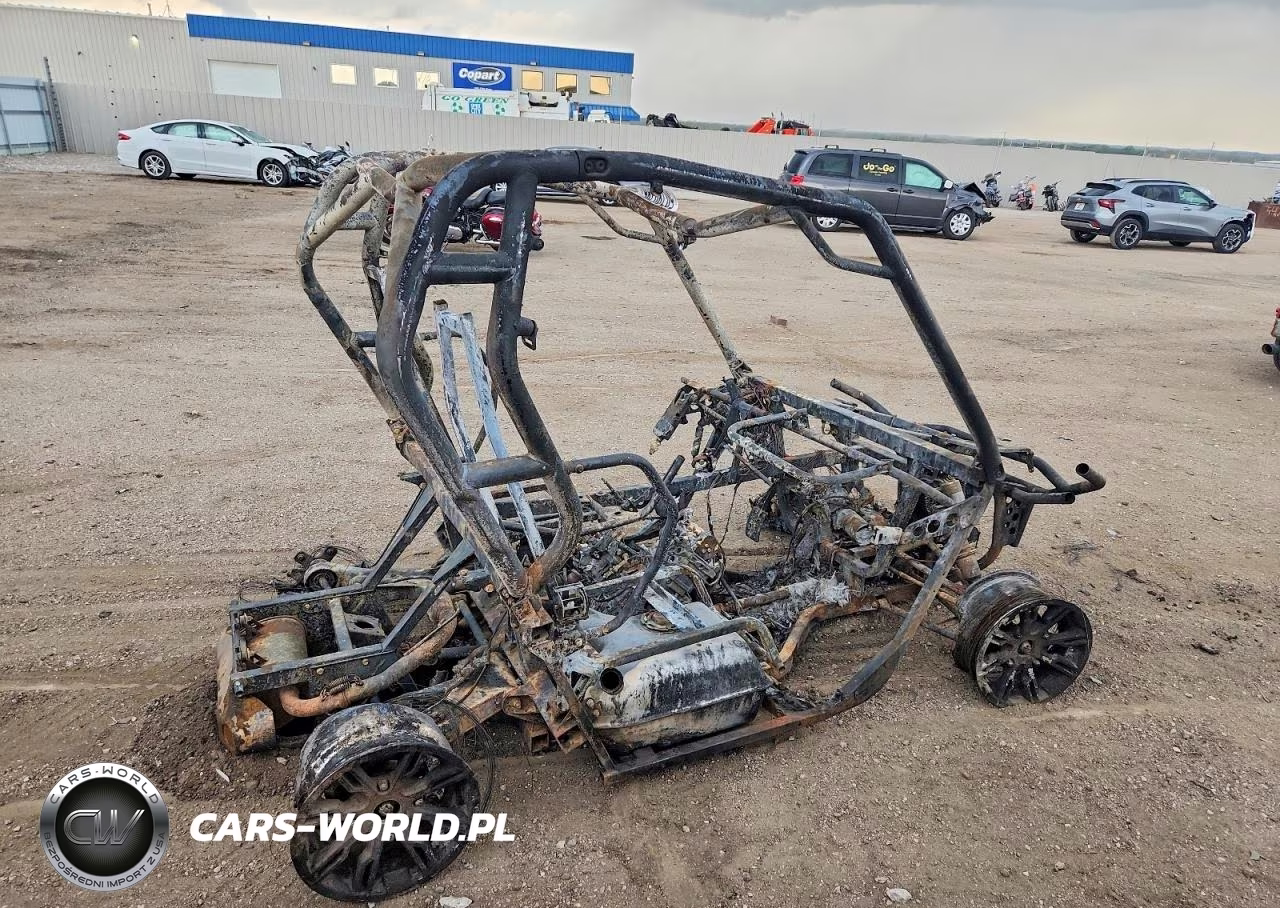 2013 Can-Am Maverick X3 Utility Vehicle VIN:3JBKVXP13DJ000972 - 4