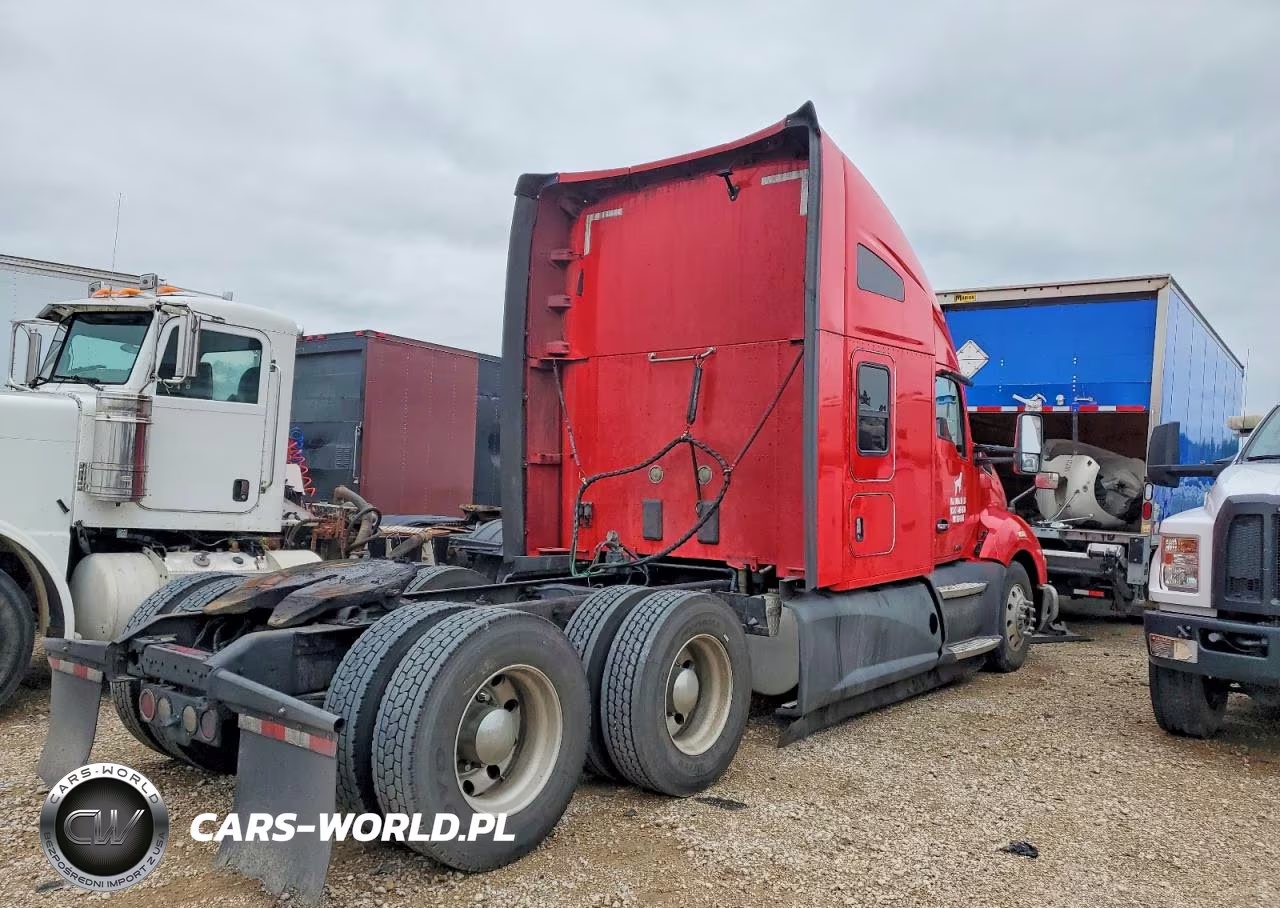 2019 Kenworth Construction T680 VIN:1XKYD49X1KJ310240 - 4