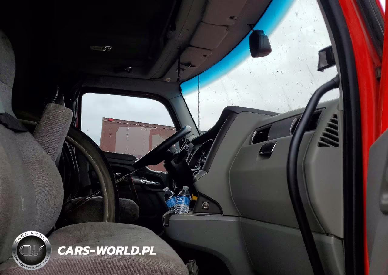 2019 Kenworth Construction T680 VIN:1XKYD49X1KJ310240 - 5