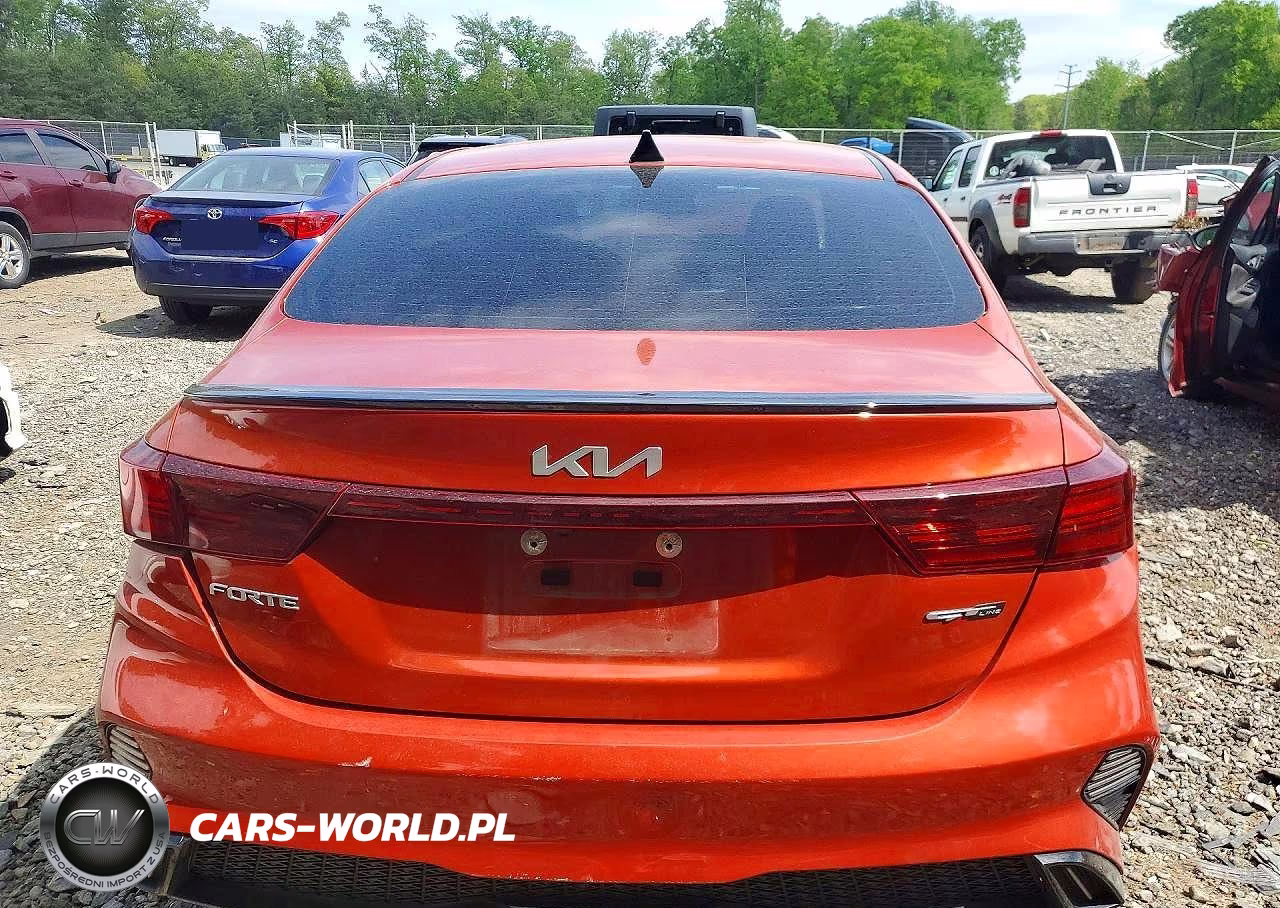 2023 Kia Forte Gt Line VIN:3KPF54AD3PE539704 - 6