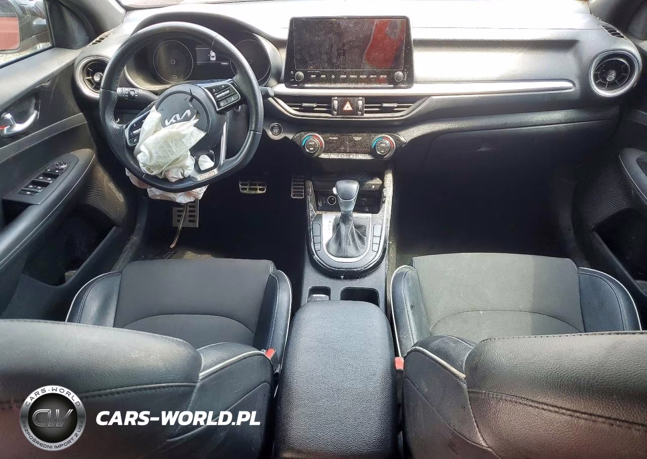 2023 Kia Forte Gt Line VIN:3KPF54AD3PE539704 - 8