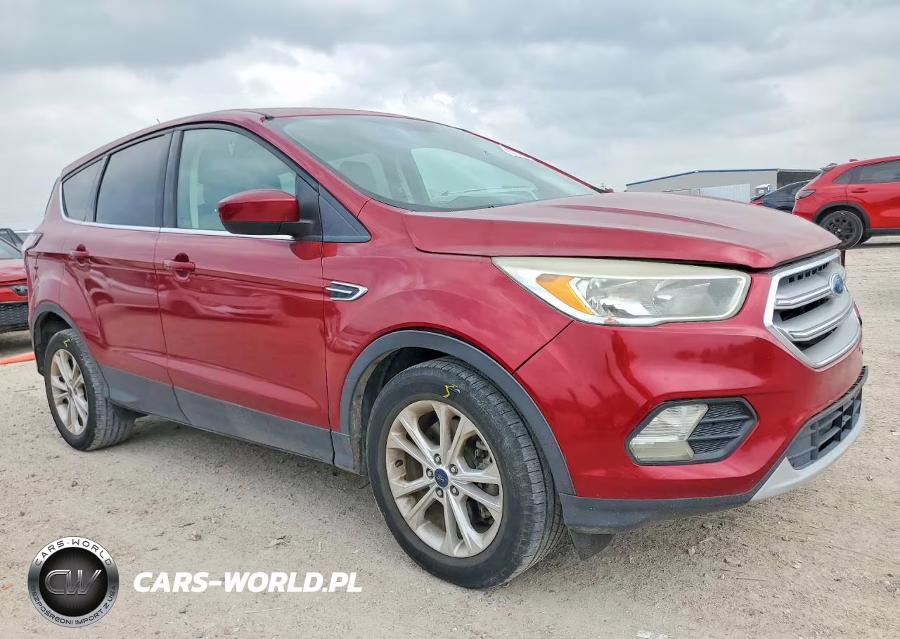 2017 Ford Escape Se VIN:1FMCU0G92HUC56405 - 4
