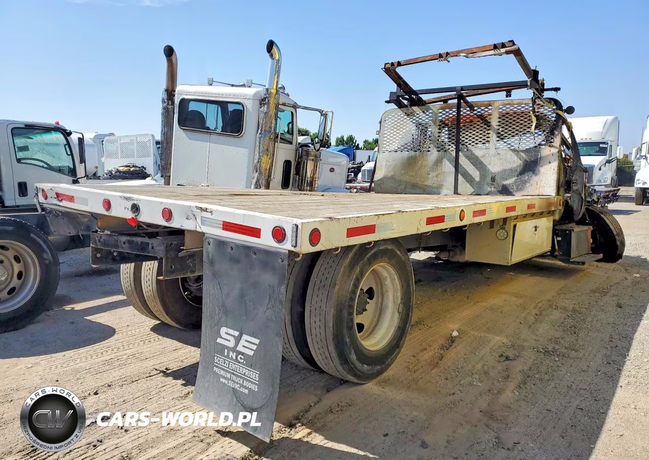 2023 Ford F650 Super Duty VIN:1FDNF6ANXPDF05706 - 3