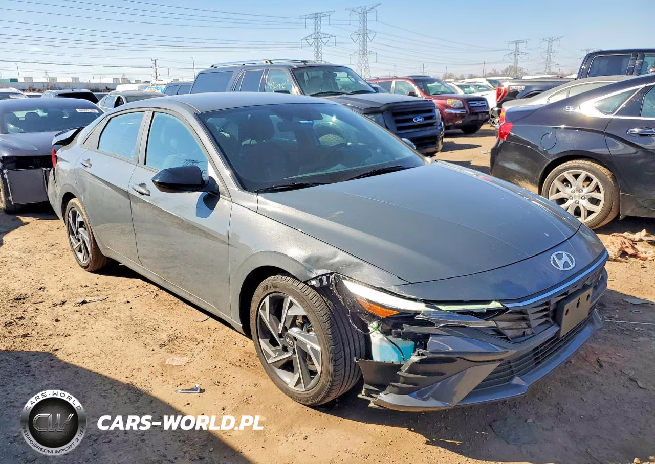 2025 Hyundai Elantra Sel Sport VIN:KMHLM4DG7SU079318 - 4