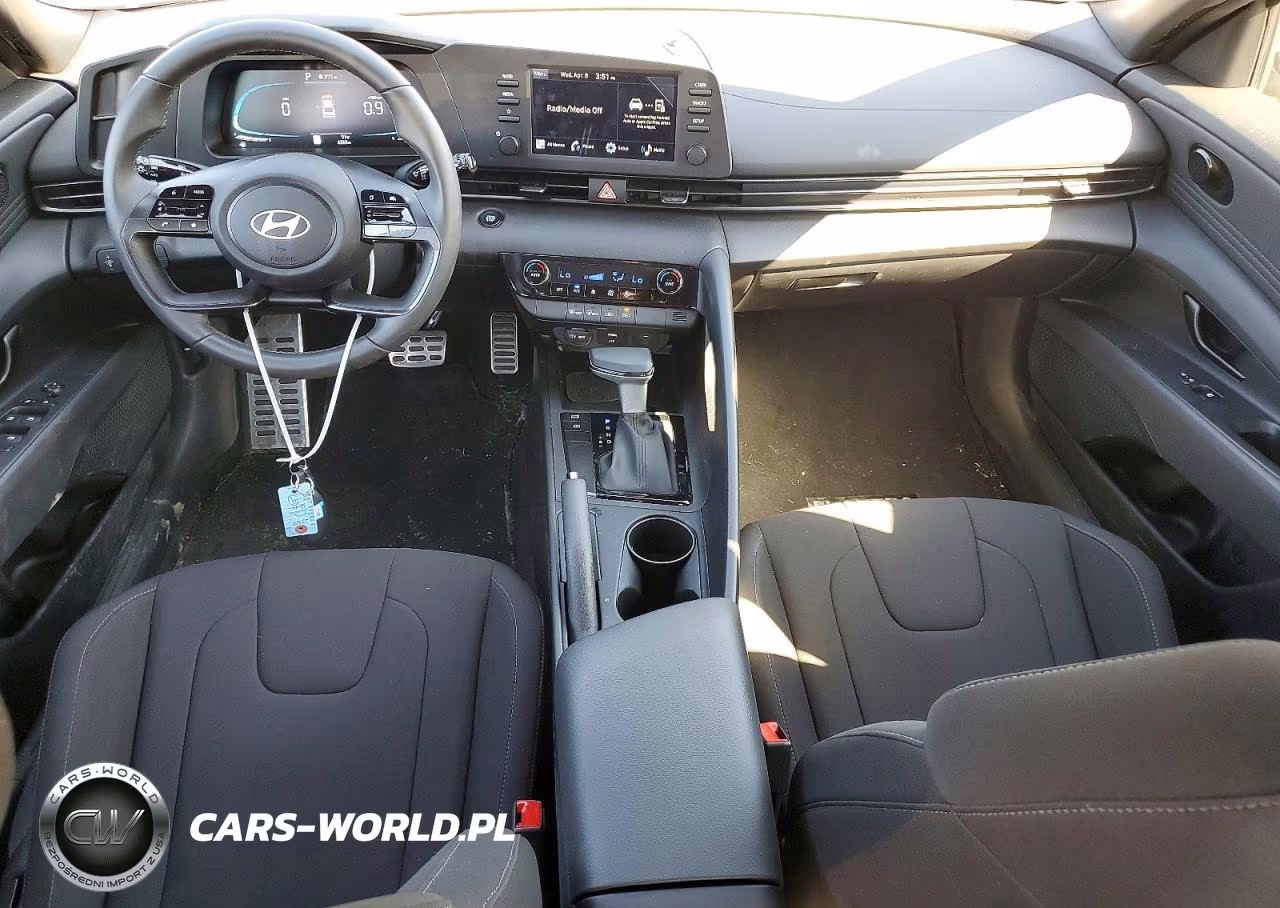 2025 Hyundai Elantra Sel Sport VIN:KMHLM4DG7SU079318 - 8
