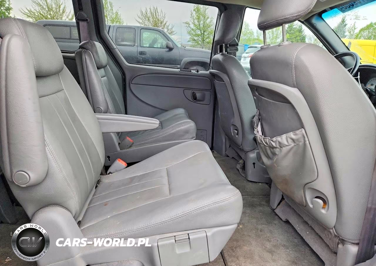 2005 Dodge Grand Caravan Sxt VIN:2D8GP44L45R160242 - 11