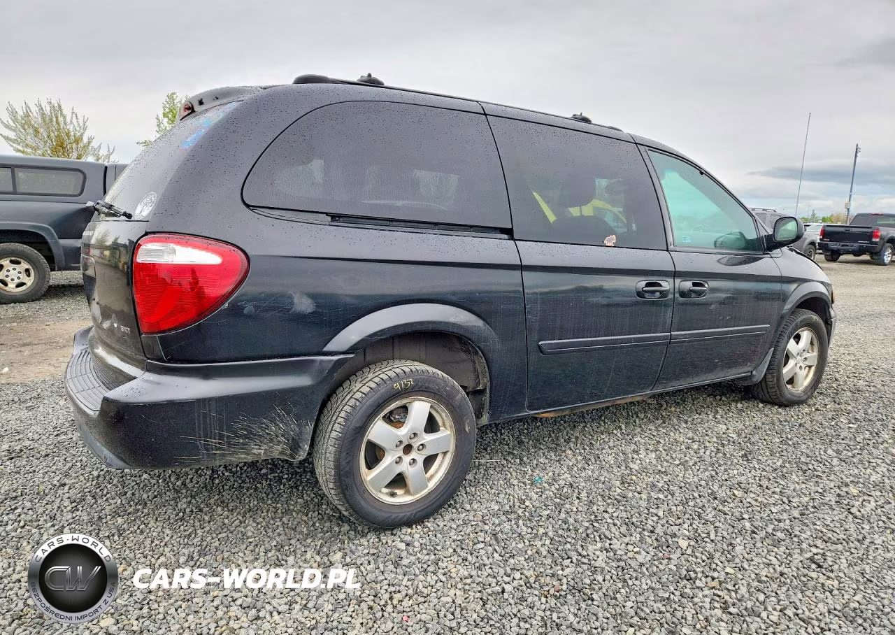 2005 Dodge Grand Caravan Sxt VIN:2D8GP44L45R160242 - 3