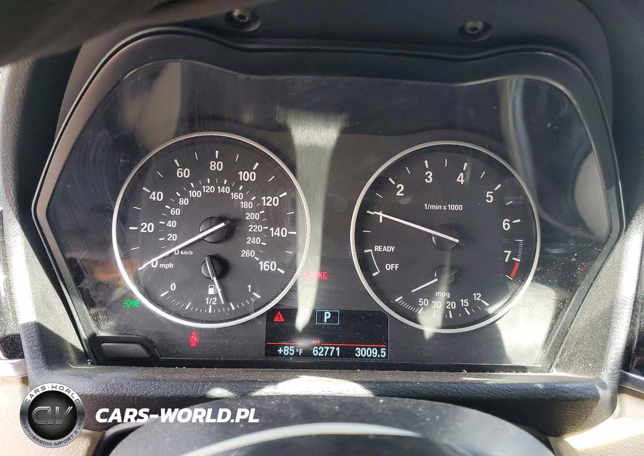 2018 BMW X1 xDrive28I VIN:WBXHT3C37J5L24779 - 9