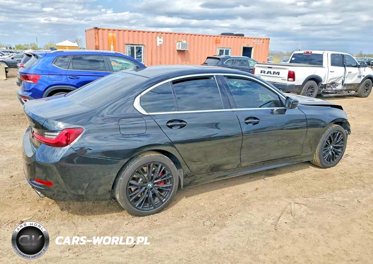 2024 BMW 330Xi VIN:3MW89FF07R8E13620 - 3
