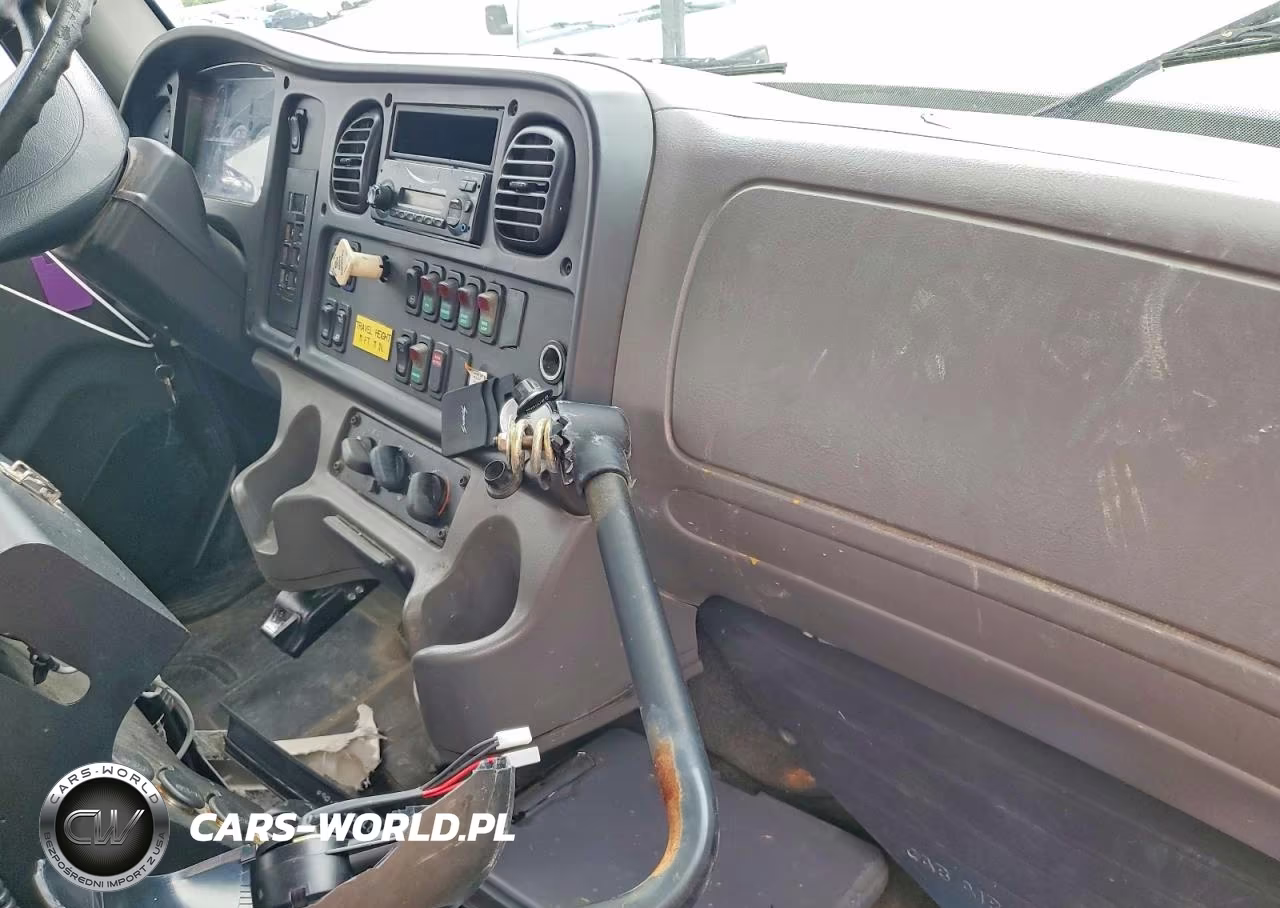 2013 Freightliner Business Class M2 Bucket Truck VIN:1FVACXDT8DHFH7832 - 5