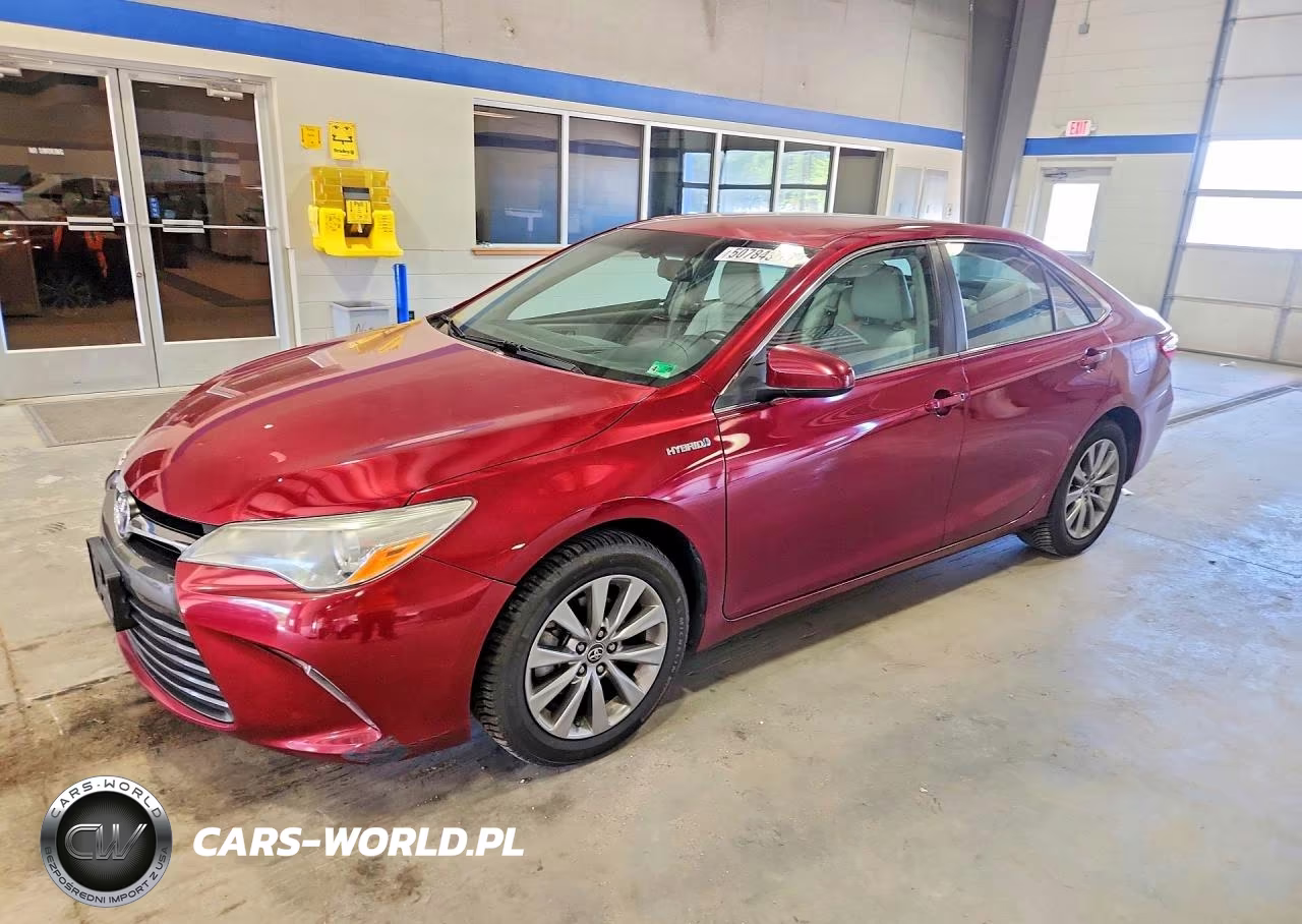 2015 Toyota Camry Hybrid Xle