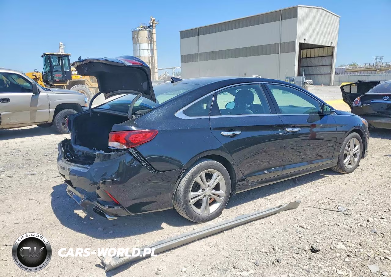 2018 Hyundai Sonata Limited VIN:5NPE34AF4JH685325 - 3