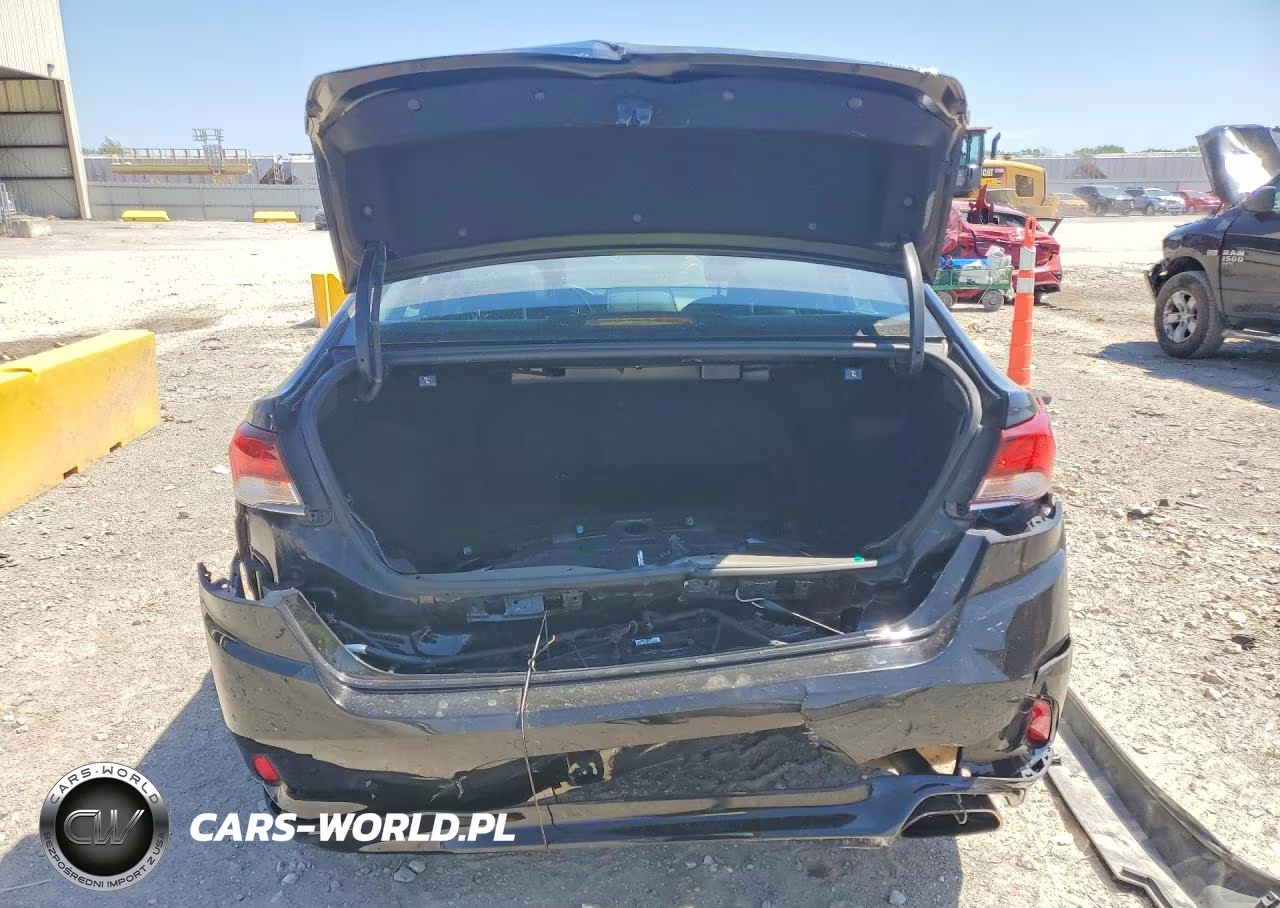 2018 Hyundai Sonata Limited VIN:5NPE34AF4JH685325 - 6