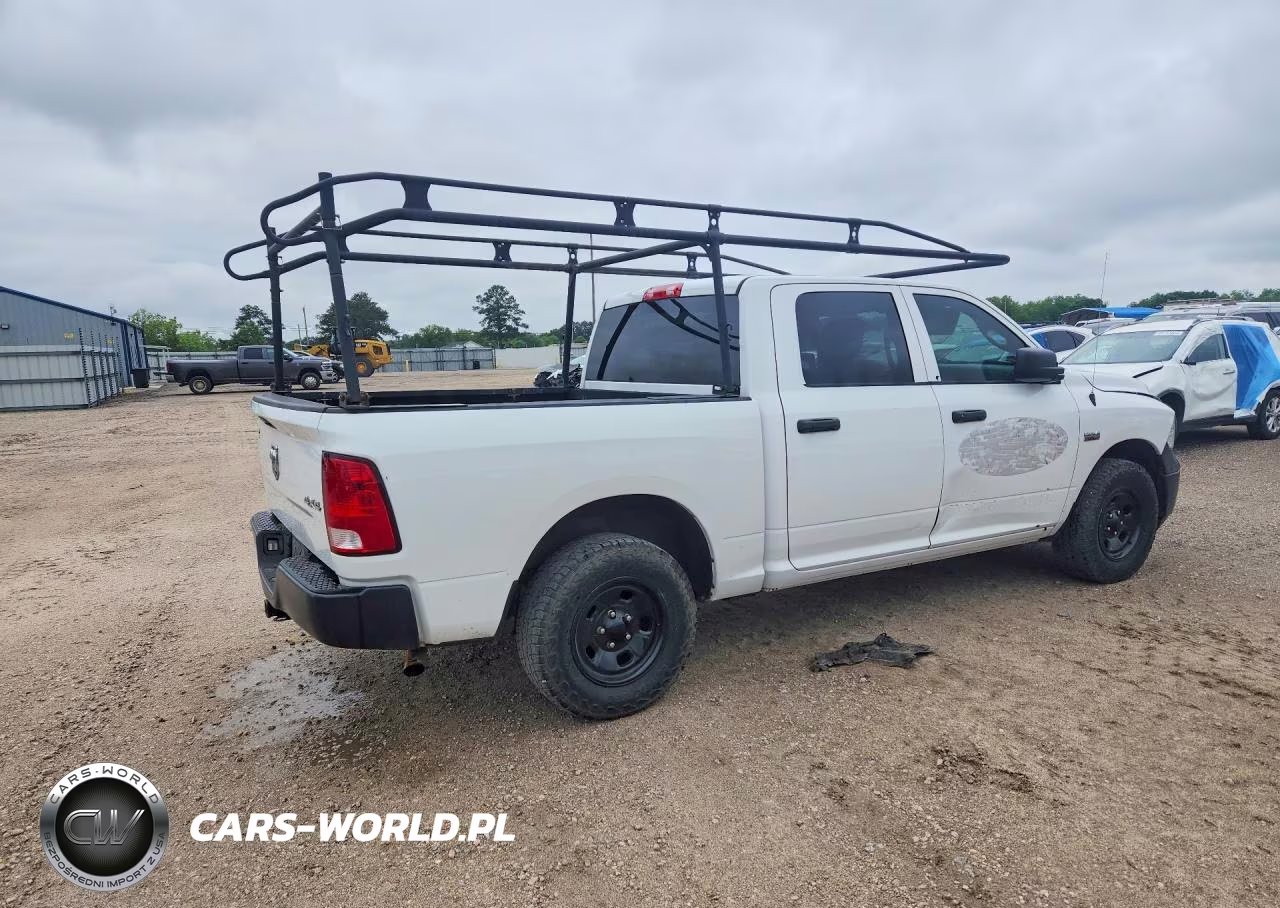 2020 Ram 1500 Classic Tradesman VIN:3C6RR7KT6LG131891 - 3