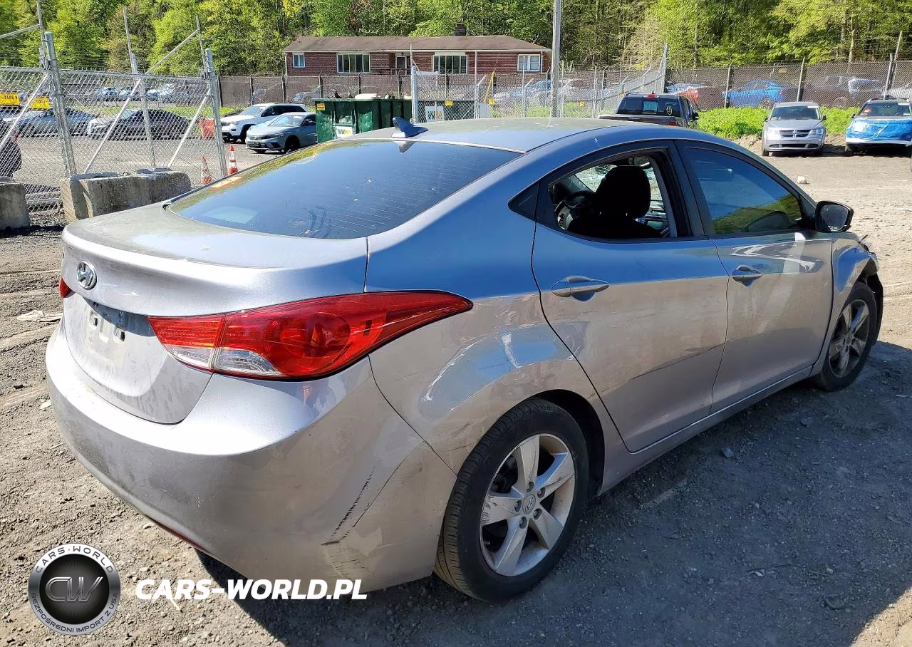 2012 Hyundai Elantra Gls VIN:KMHDH4AE2CU189383 - 3