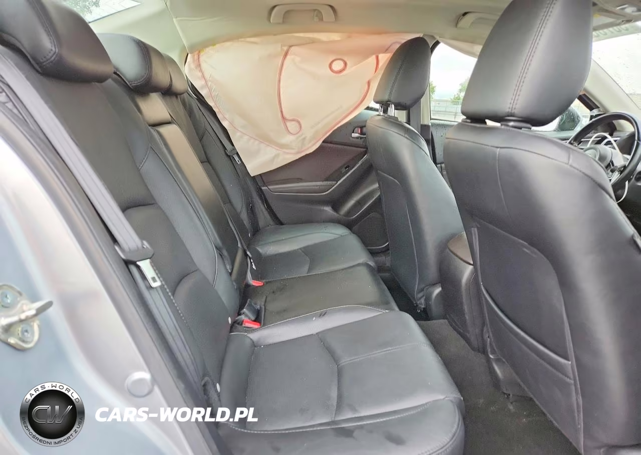 2018 Mazda 3 Grand Touring VIN:3MZBN1W31JM171241 - 10