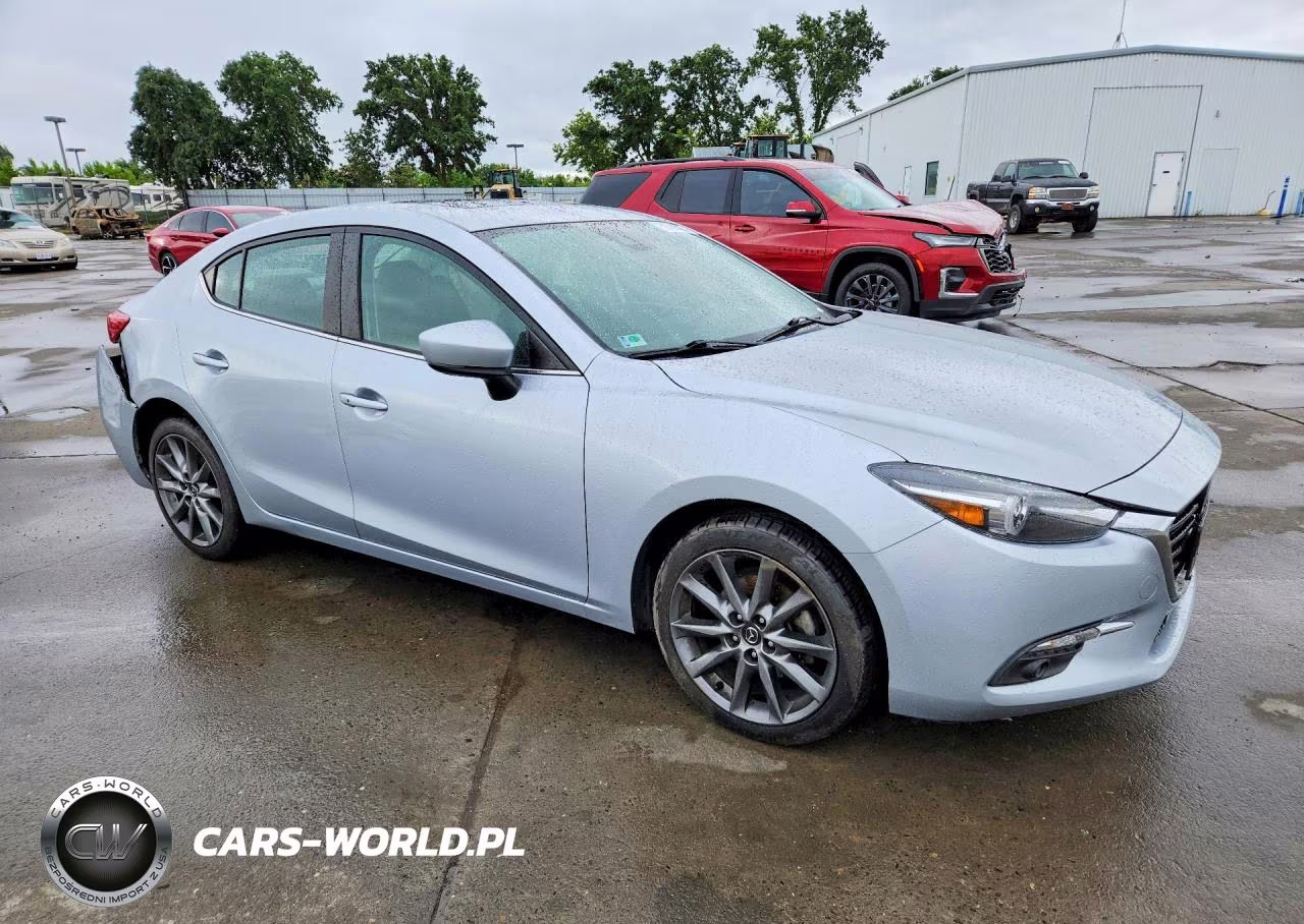 2018 Mazda 3 Grand Touring VIN:3MZBN1W31JM171241 - 4