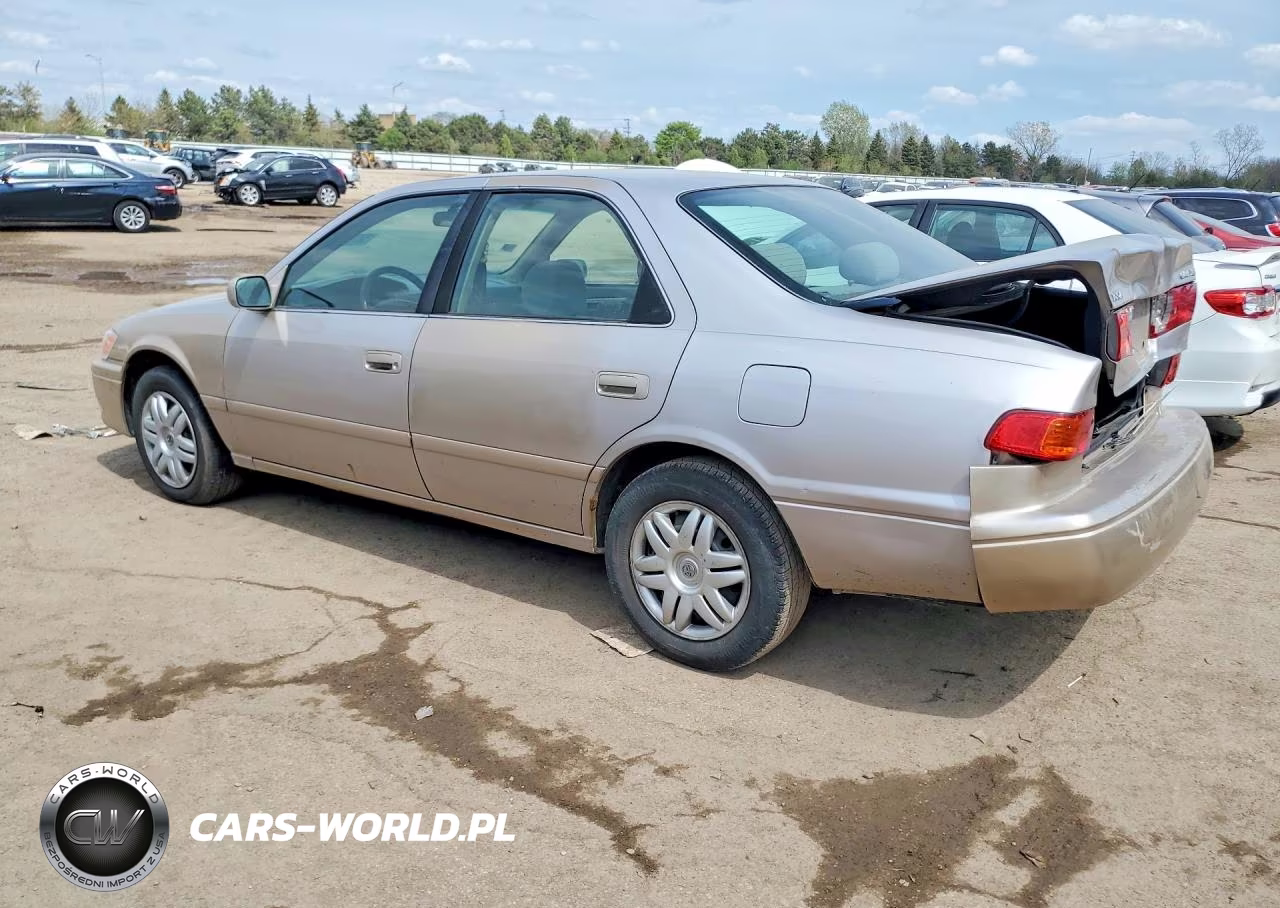 2001 Toyota Camry Le VIN:4T1BG22KX1U021748 - 2
