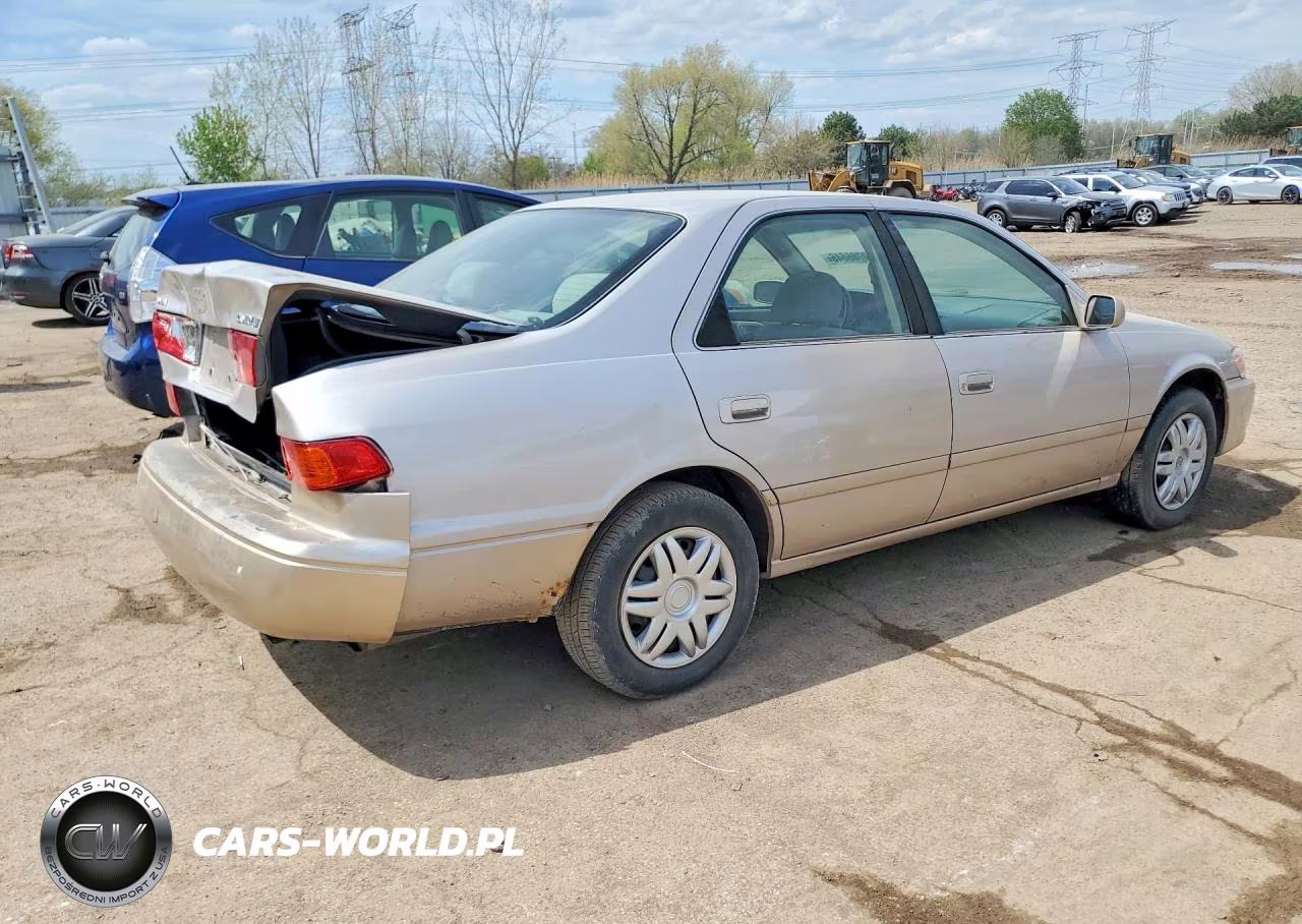 2001 Toyota Camry Le VIN:4T1BG22KX1U021748 - 3