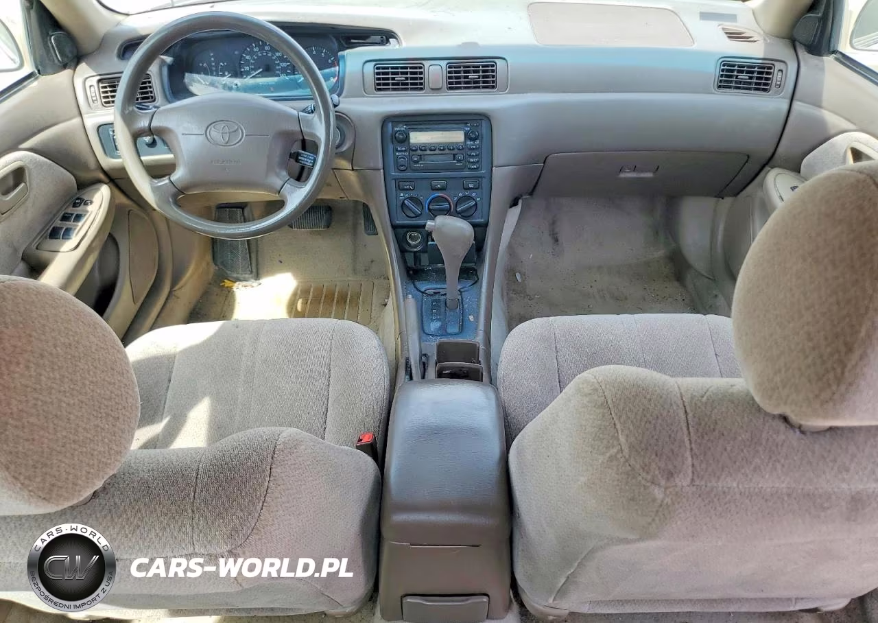 2001 Toyota Camry Le VIN:4T1BG22KX1U021748 - 8