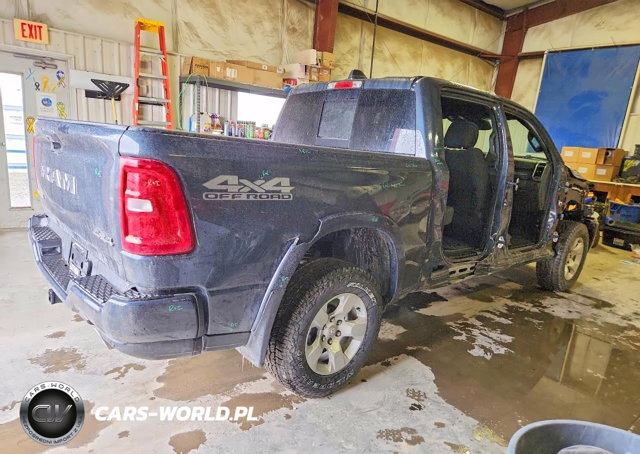 2026 Ram 1500 Big Horn VIN:1C6SRFFT2TN252088 - 3