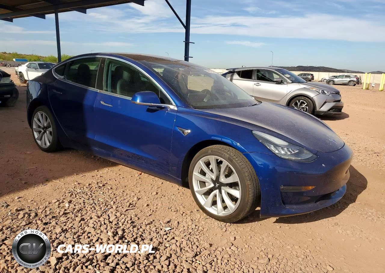 2019 Tesla Model 3 VIN:5YJ3E1EB3KF497449 - 4