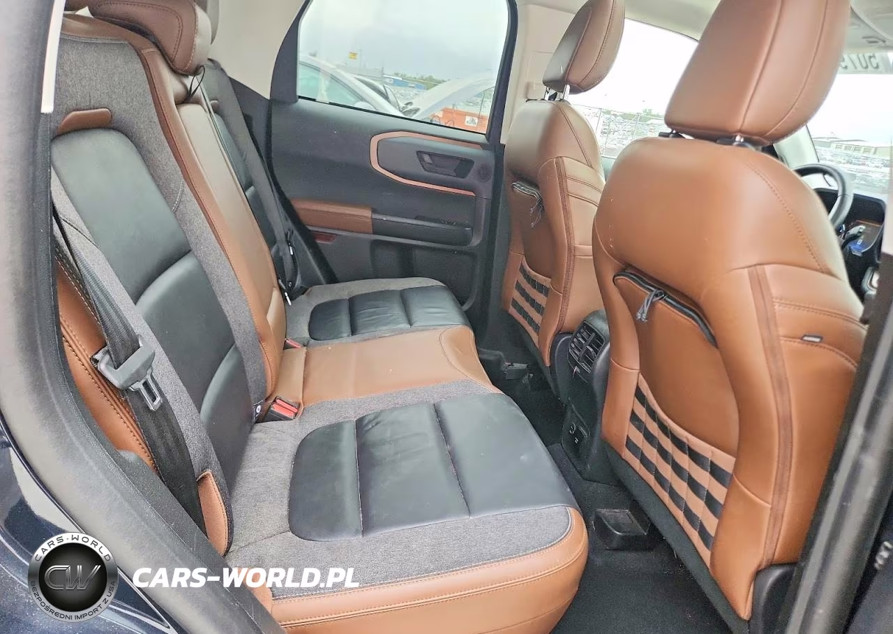 2022 Ford Bronco Sport Outer Banks VIN:3FMCR9C67NRD37968 - 11