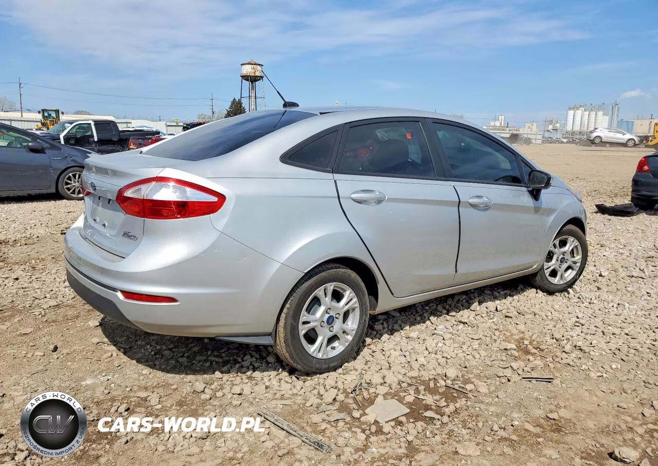 2015 Ford Fiesta Se VIN:3FADP4BJ5FM219932 - 3