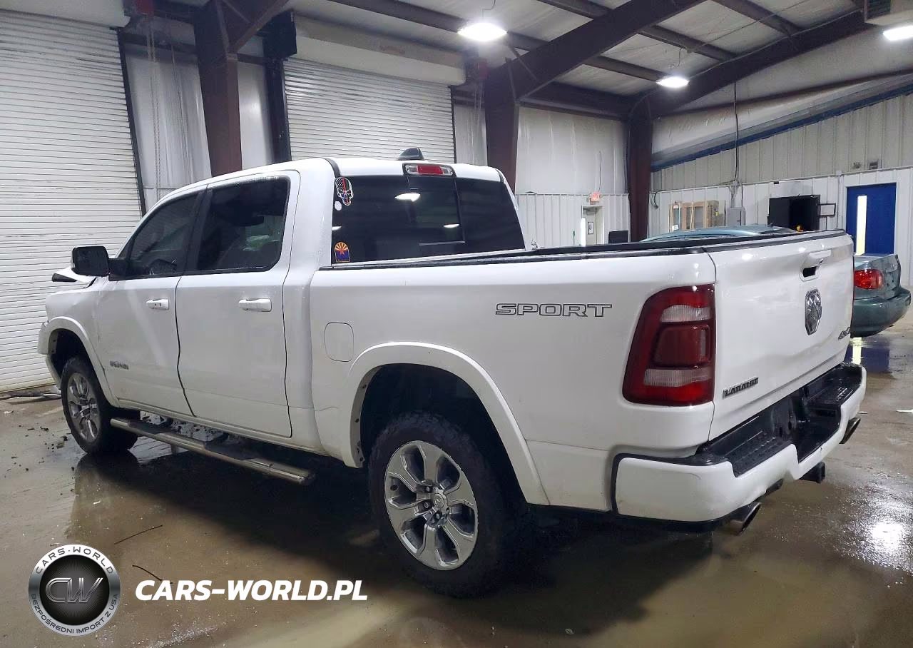 2021 Ram 1500 Laramie VIN:1C6SRFJT7MN728828 - 2