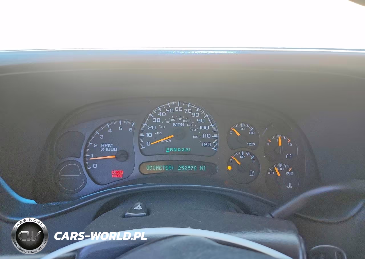 2003 Chevrolet Suburban K1500 VIN:3GNFK16T63G176389 - 9