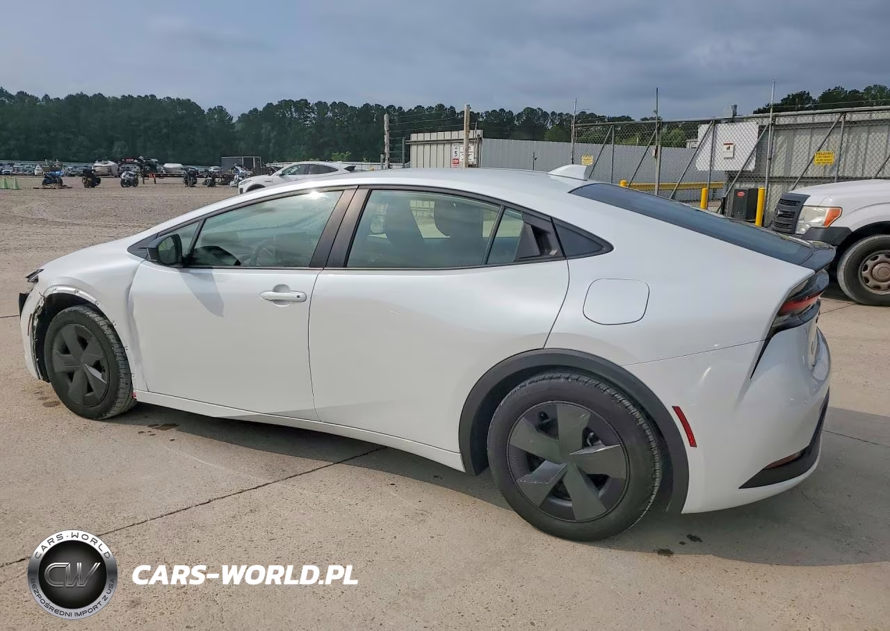 2025 Toyota Prius Le VIN:JTDACAAU4S3063929 - 2