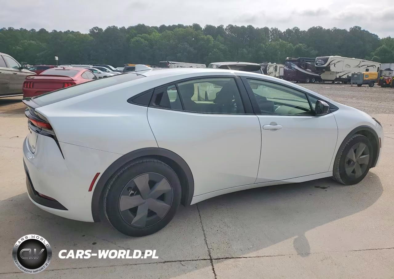 2025 Toyota Prius Le VIN:JTDACAAU4S3063929 - 3