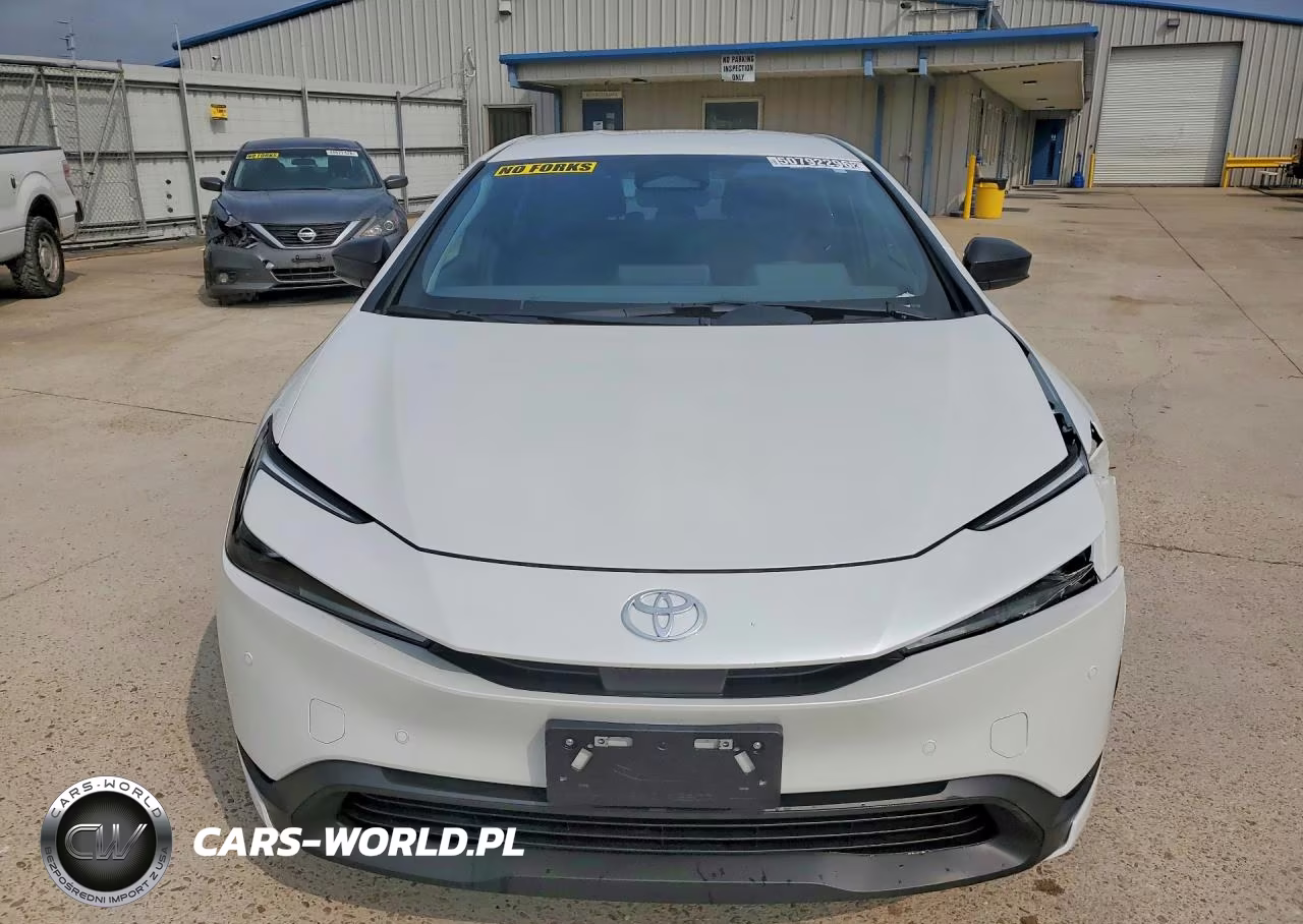 2025 Toyota Prius Le VIN:JTDACAAU4S3063929 - 5