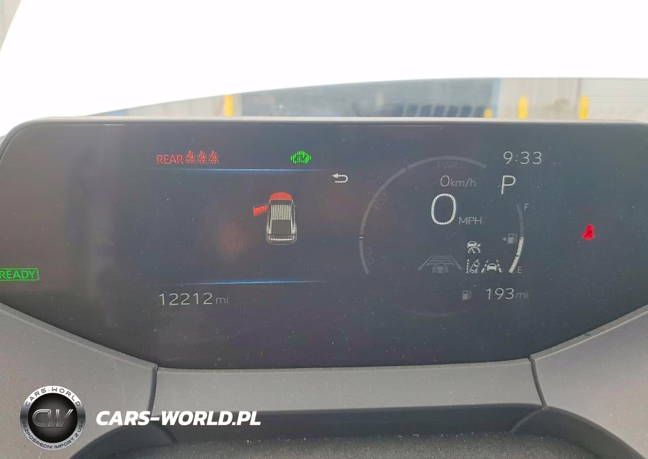 2025 Toyota Prius Le VIN:JTDACAAU4S3063929 - 9