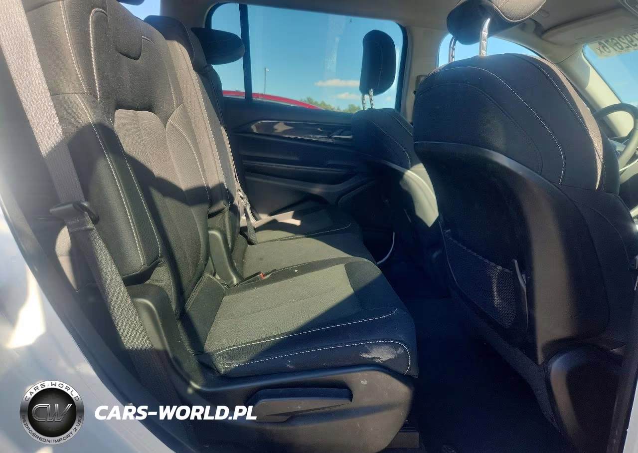 2023 Jeep Grand Cherokee L Laredo VIN:1C4RJKAG5P8100652 - 10