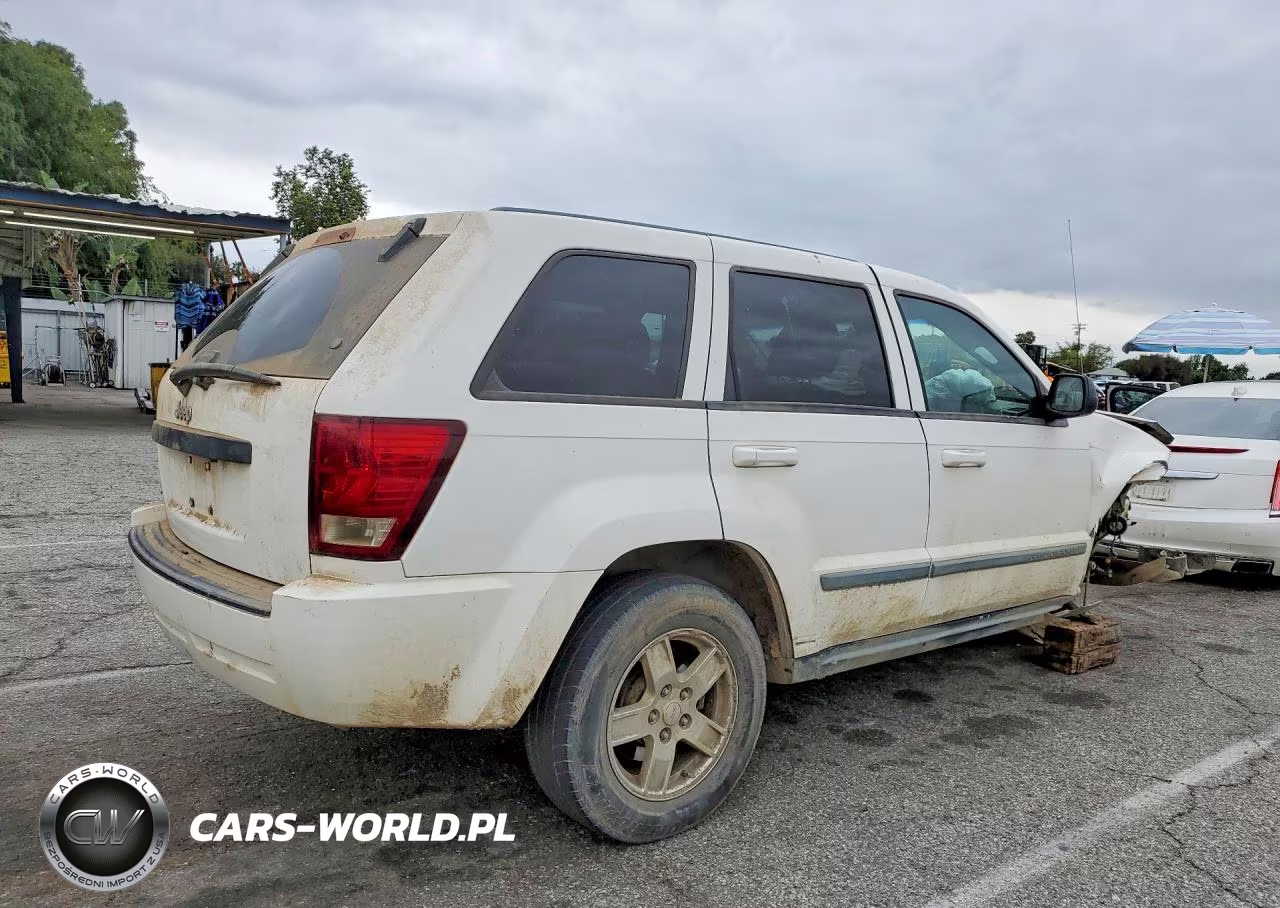 2007 Jeep Grand Cherokee Laredo VIN:1J8GS48K07C597772 - 3