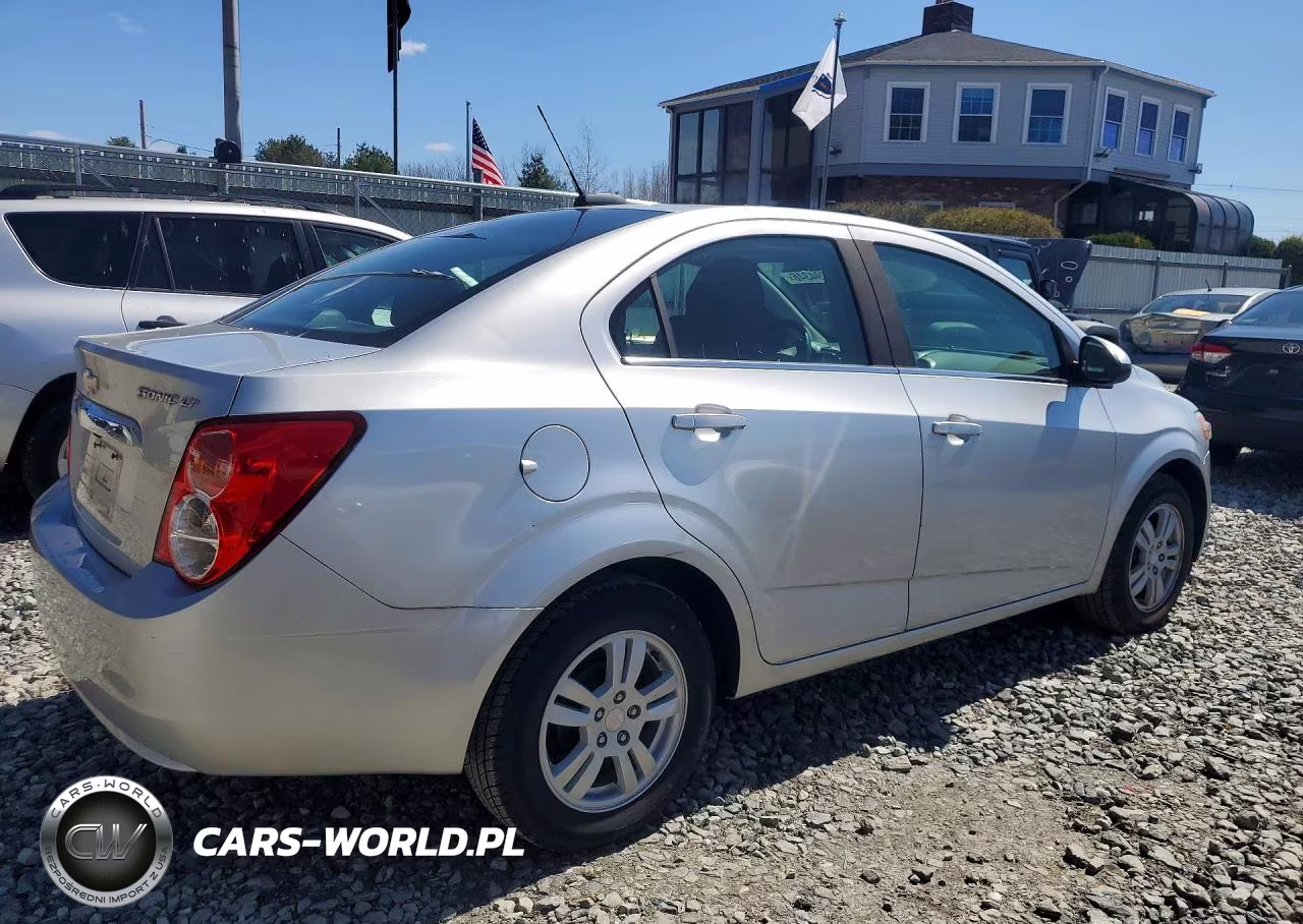 2015 Chevrolet Sonic Lt VIN:1G1JC5SH2F4163626 - 3