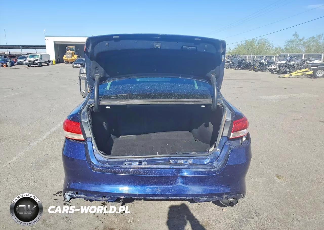 KIA OPTIMA LX VIN:5XXGT4L32JG184392 - 6