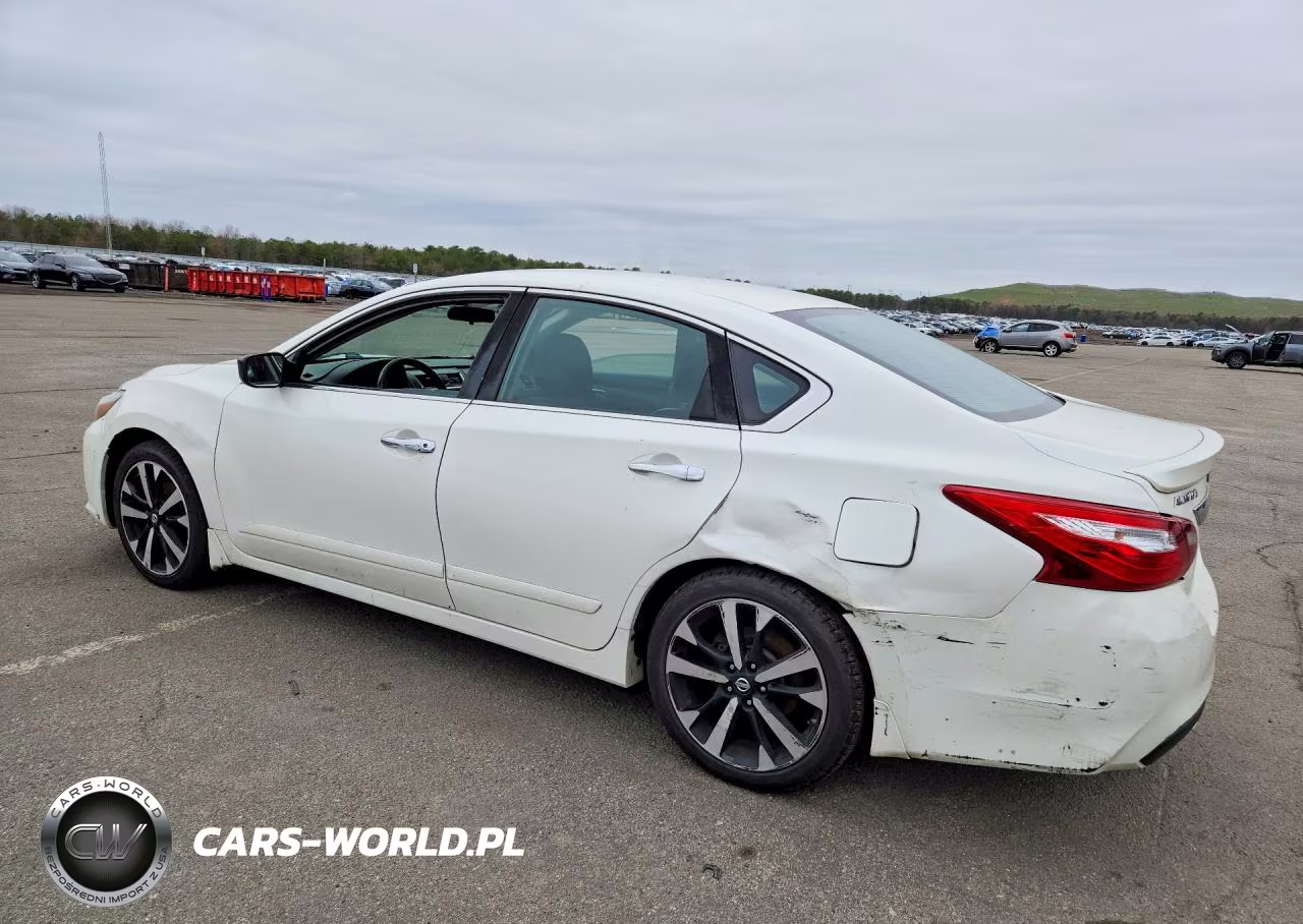 2018 Nissan Altima VIN:1N4AL3APXJC112903 - 2