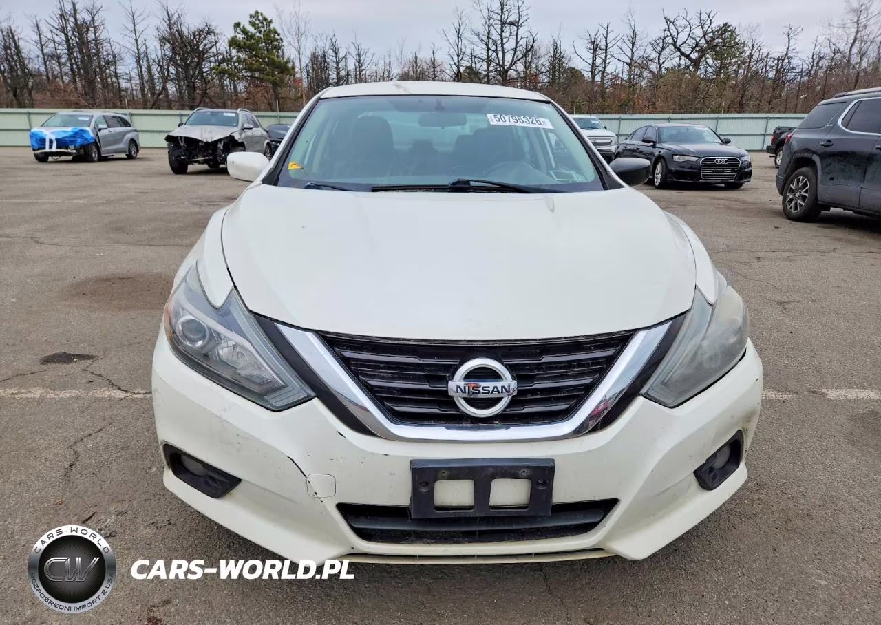 2018 Nissan Altima VIN:1N4AL3APXJC112903 - 5