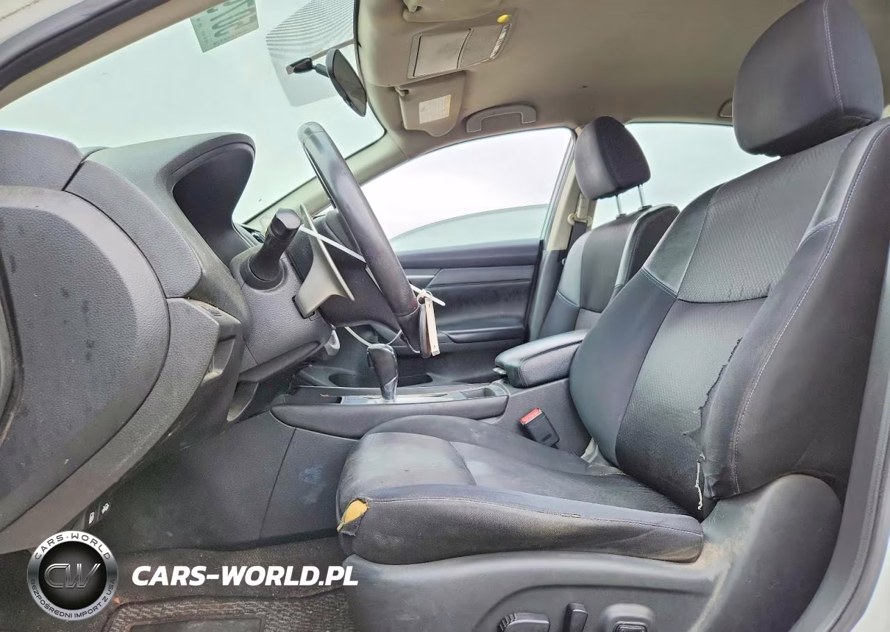 2018 Nissan Altima VIN:1N4AL3APXJC112903 - 7