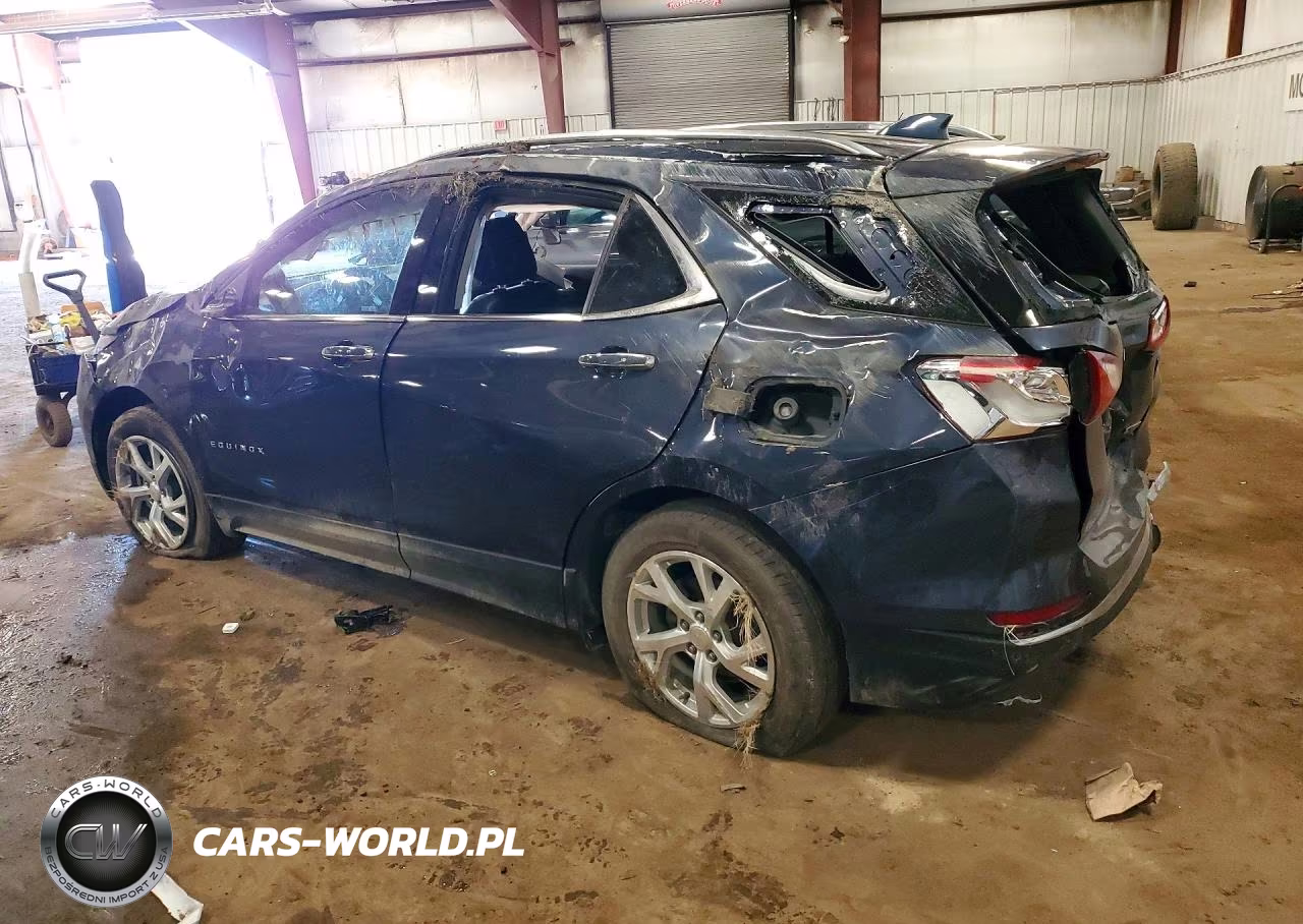 2018 Chevrolet Equinox Premier VIN:3GNAXVEV8JS562411 - 2