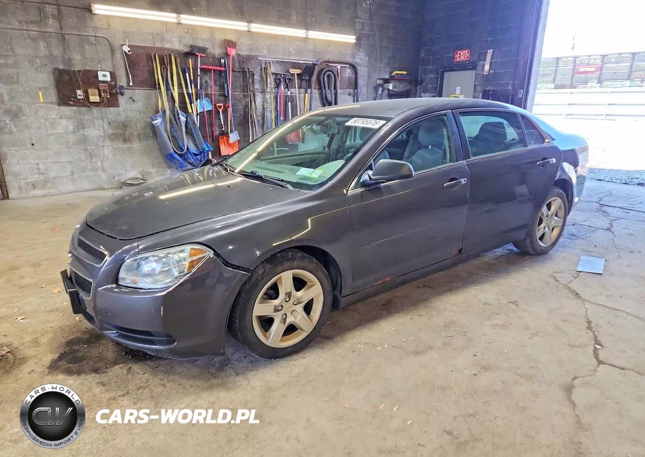 2012 Chevrolet Malibu Ls – zdjęcie 1 z 12