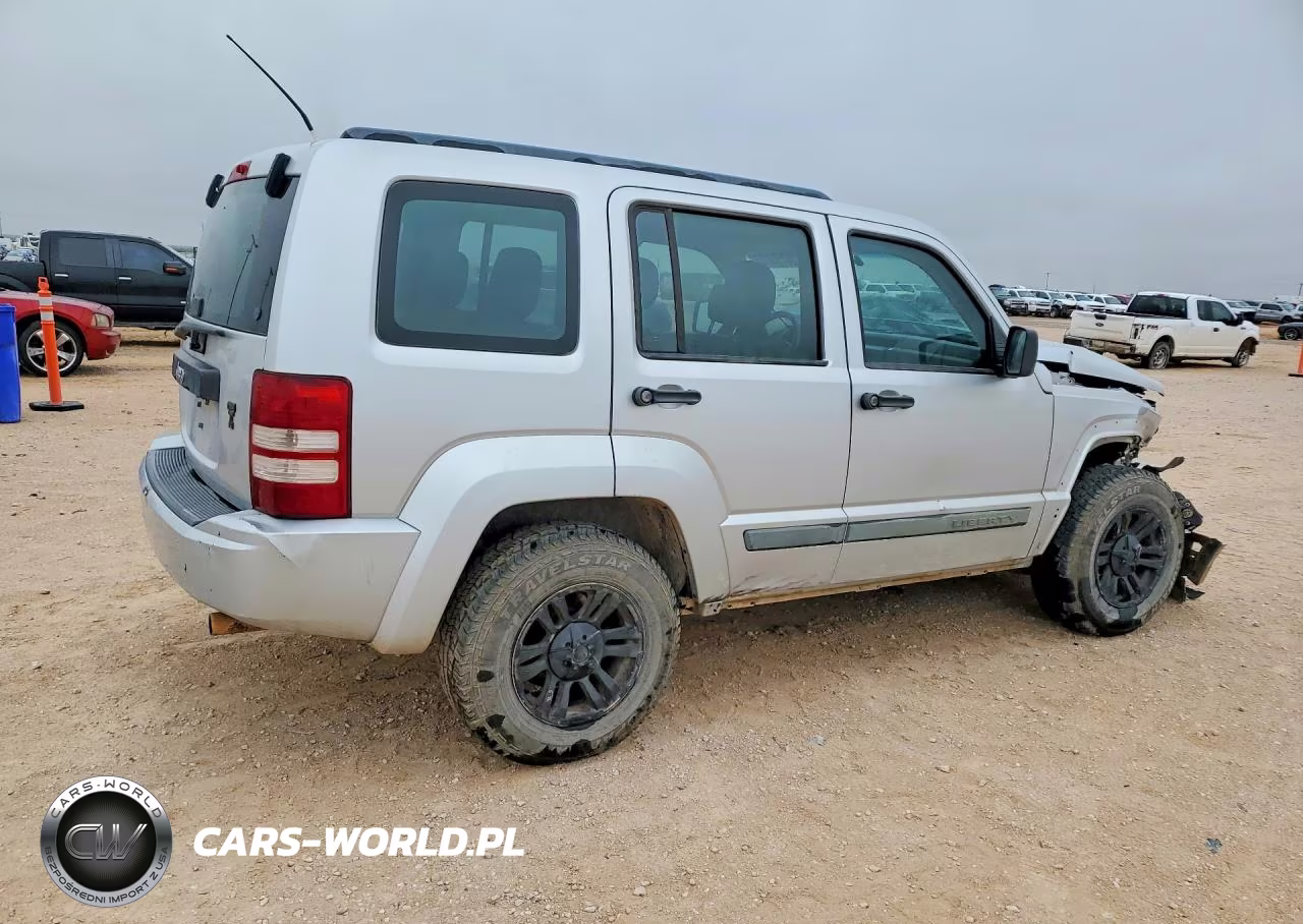 2010 Jeep Liberty Sport VIN:1J4PP2GK7AW106239 - 3
