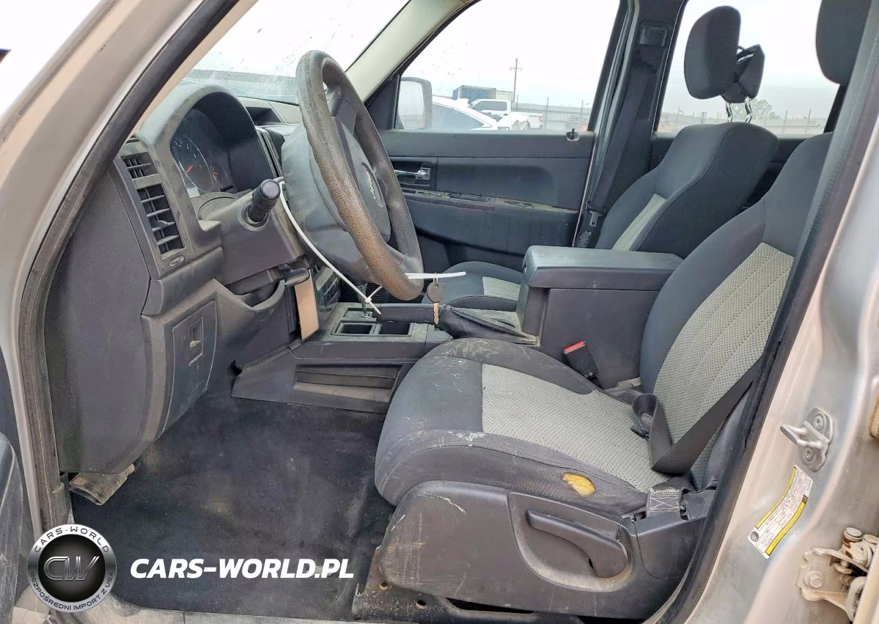 2010 Jeep Liberty Sport VIN:1J4PP2GK7AW106239 - 7